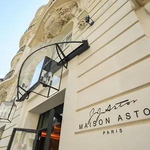 Maison Astor Paris, Curio Collection By Hilton Francia